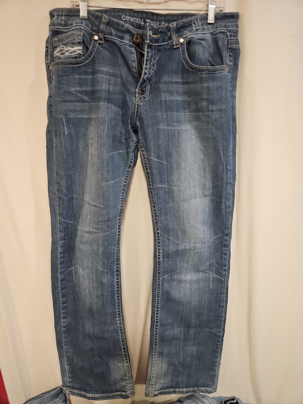 Cowgirl Tuff Women's Blue Denim Jeans - W33 L33